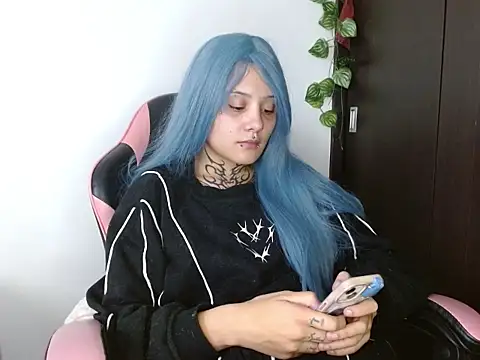 Snapshot of tokiovamp chatting on 03-13-26, 06:58 tokiovamp online show from 03-13-26, 06:58