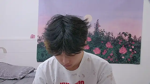 icecream-002 online show from 04-20-26, 11:46