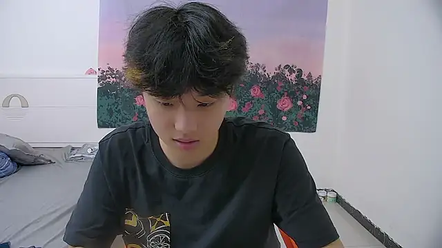 icecream-002 online show from 04-27-26, 11:41