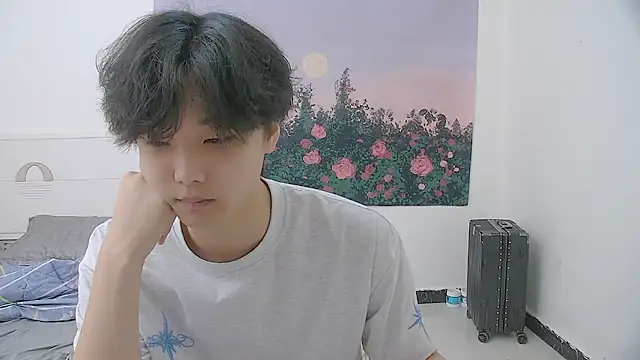 icecream-002 online show from 06-23-26, 12:36