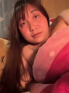 Snapshot of Sumi_pusy chatting on 03-12-26, 11:27 Sumi pusy online show from 03-12-26, 11:27