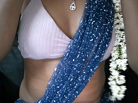Couplehot00 online show from 08-02-26, 07:01