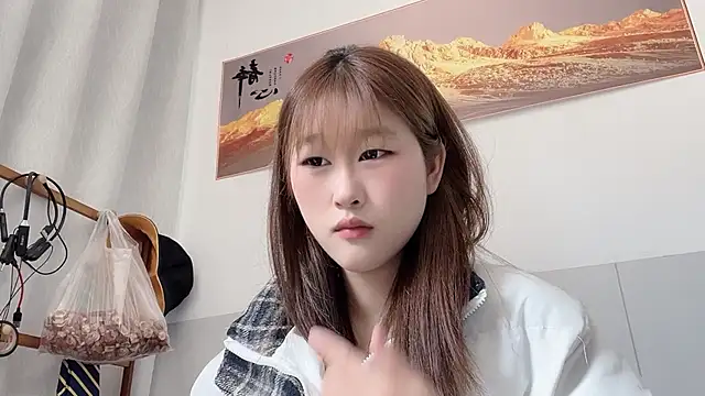 Snapshot of D-Dandan chatting on 03-12-26, 05:24 D-Dandan online show from 03-12-26, 05:24