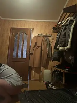 Snapshot of Besthot_2026 chatting on 03-15-26, 12:00 Besthot 2026 online show from 03-15-26, 12:00