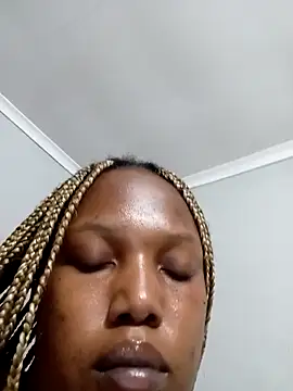 Snapshot of phumubabexx chatting on 03-13-26, 04:57 phumubabexx online show from 03-13-26, 04:57