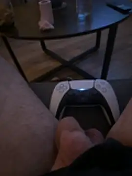 Snapshot of playermax chatting on 04-05-26, 10:18 playermax online show from 04-05-26, 10:18