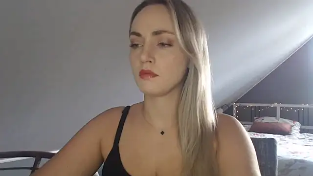 ScarlettSensitive online show from 07-06-26, 06:21