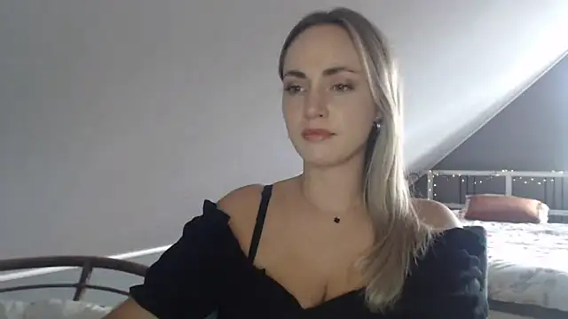 ScarlettSensitive online show from 07-06-26, 03:03