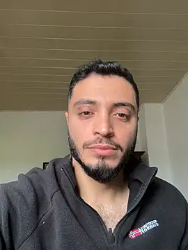 Snapshot of SoftAmjad chatting on 05-19-26, 11:38 SoftAmjad online show from 05-19-26, 11:38