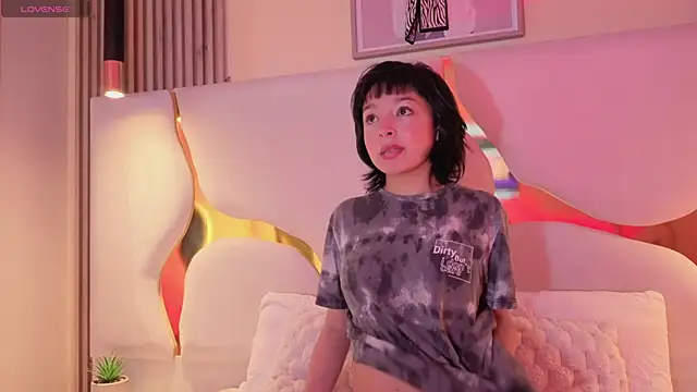 Candy joness online show from 03-13-26, 11:39