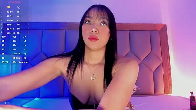 ValeriaRey  online show from 05-06-26, 09:09