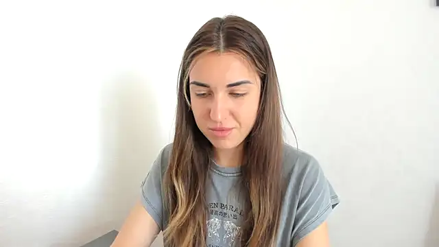 summmmersky1 online show from 04-27-26, 08:01