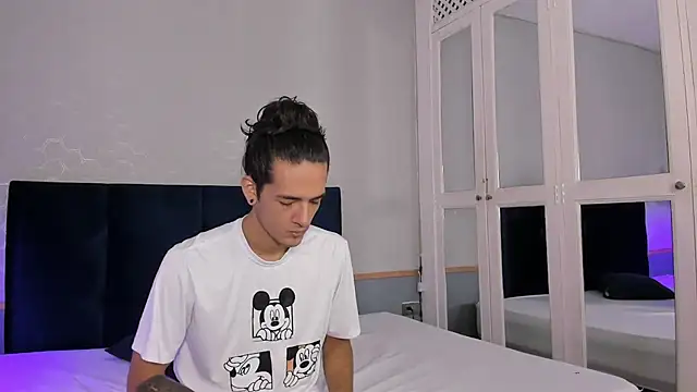 Skinny Mac online show from 03-17-26, 12:08