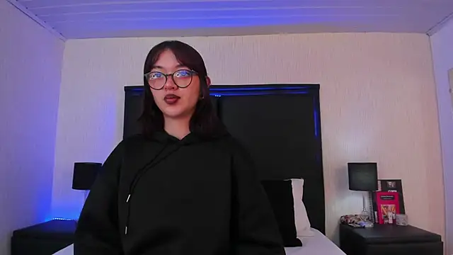 LilithBluum online show from 03-24-26, 11:26