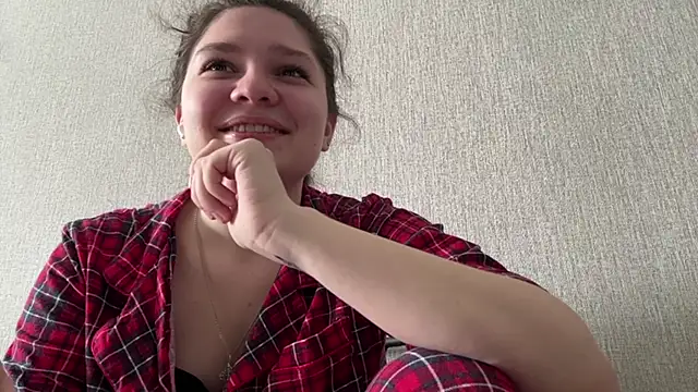 Emmiebutwihu online show from 05-04-26, 12:28