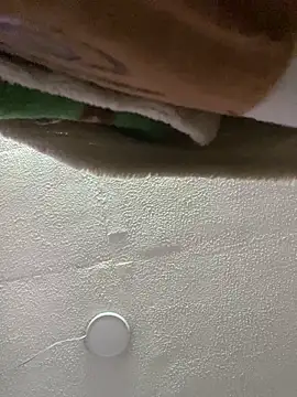 Milaac  online show from 03-17-26, 08:45