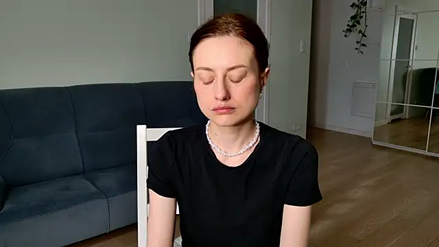 Snapshot of Dorimena chatting on 06-12-26, 05:06 Dorimena online show from 06-12-26, 05:06