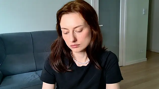 Snapshot of Dorimena chatting on 06-15-26, 05:09 Dorimena online show from 06-15-26, 05:09
