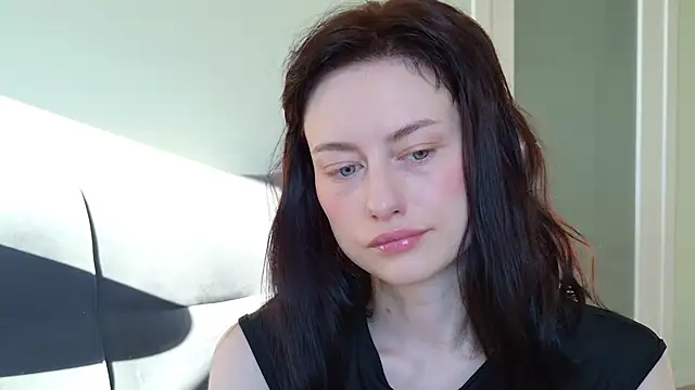 Snapshot of Dorimena chatting on 06-24-26, 04:55 Dorimena online show from 06-24-26, 04:55