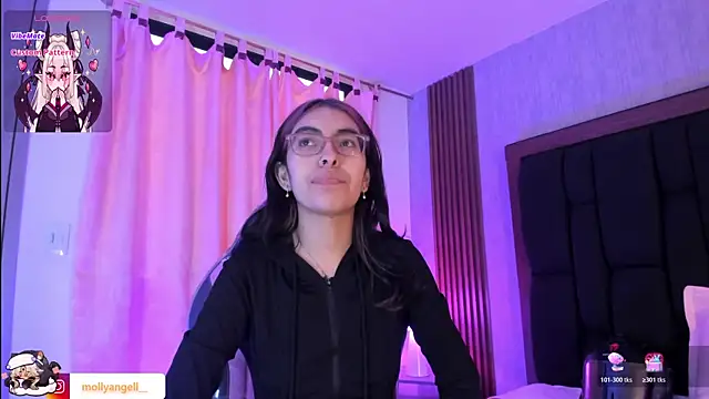 Molly A online show from 08-01-26, 04:06