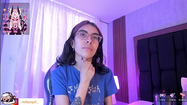Molly A online show from 08-08-26, 03:03