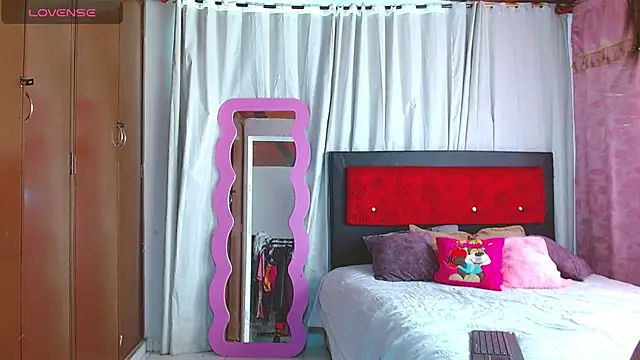 manu coco online show from 05-28-26, 05:43