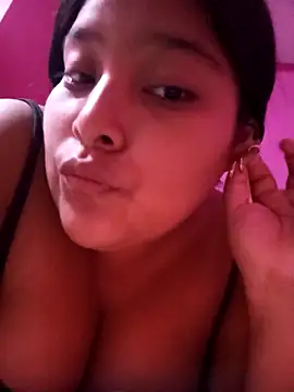 Snapshot of Chinita2004 chatting on 03-15-26, 01:33 Chinita2004 online show from 03-15-26, 01:33