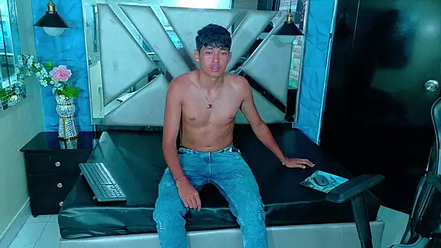 Tigger Collins online show from 03-14-26, 07:41