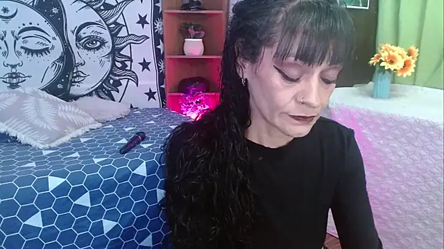 Snapshot of _Alexandra_Jones chatting on 05-27-26, 03:14 Alexandra Jones online show from 05-27-26, 03:14