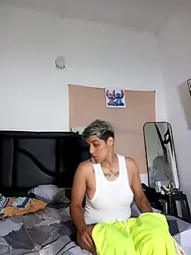 Snapshot of Michell_silva chatting on 03-10-26, 07:13 Michell silva online show from 03-10-26, 07:13