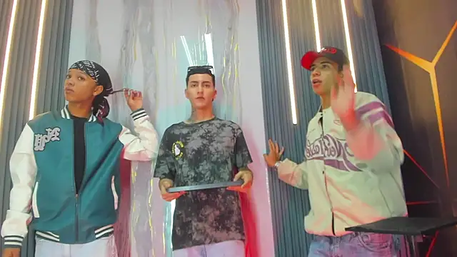 Snapshot of guys_hard_cock_ chatting on 03-12-26, 12:50 guys hard cock online show from 03-12-26, 12:50