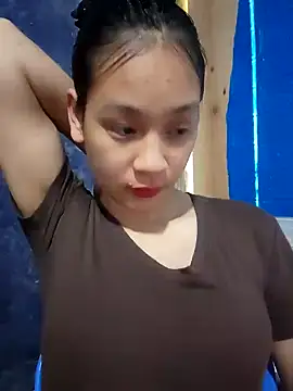 Snapshot of -Hicici- chatting on 05-16-26, 01:02 -Hicici- online show from 05-16-26, 01:02