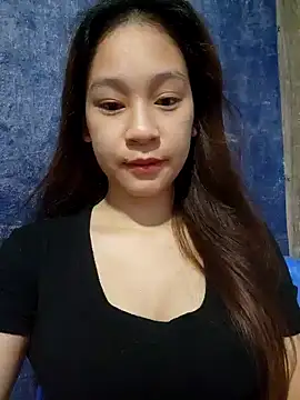 Snapshot of -Hicici- chatting on 06-14-26, 11:29 -Hicici- online show from 06-14-26, 11:29