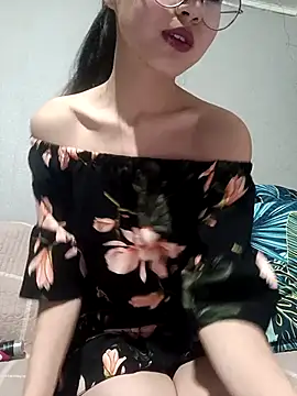 Snapshot of Rina_333 chatting on 03-14-26, 02:22 Rina 333 online show from 03-14-26, 02:22