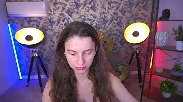 LittleJulii online show from 07-01-26, 02:40