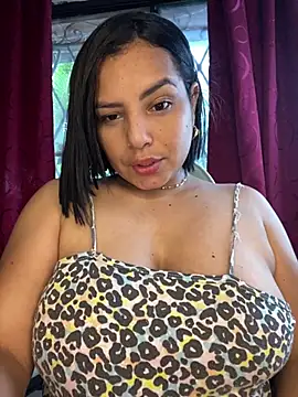 Kira33  online show from 04-19-26, 09:39