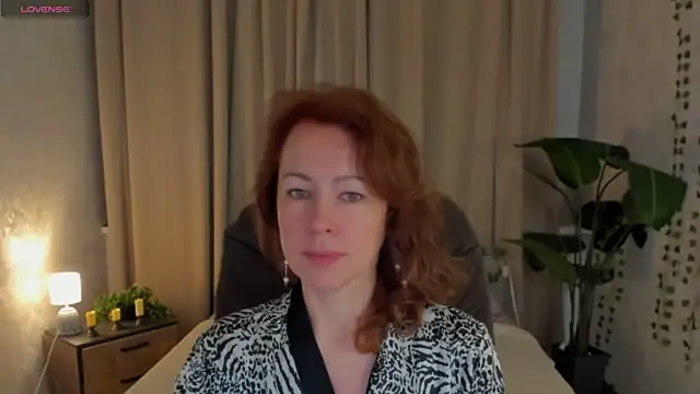 LeticiaRomano online show from 04-19-26, 04:01