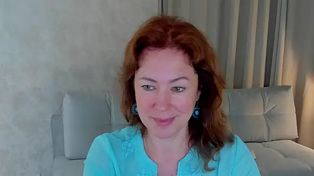 Snapshot of LeticiaRomano chatting on 05-19-26, 04:08 LeticiaRomano online show from 05-19-26, 04:08