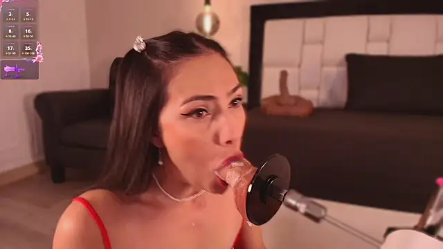 Mia gag  online show from 05-14-26, 11:28