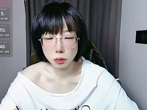 lin lin 520 520 online show from 04-07-26, 07:09