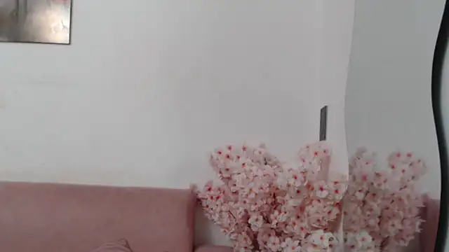 Snapshot of Tamar4_f00x chatting on 05-01-26, 12:43 Tamar4 f00x online show from 05-01-26, 12:43