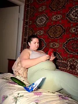 Snapshot of Nenssy555 chatting on 05-25-26, 01:17 Nenssy555 online show from 05-25-26, 01:17
