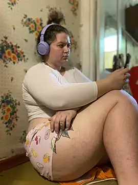 Snapshot of Nenssy555 chatting on 07-02-26, 12:22 Nenssy555 online show from 07-02-26, 12:22