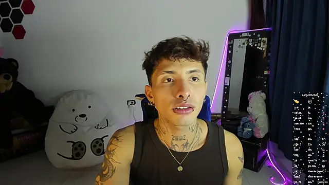 Wall ee- online show from 03-13-26, 04:52