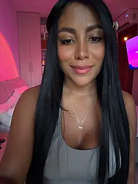 SaraValentina11 online show from 07-27-26, 10:39
