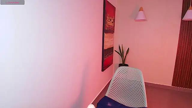 Snapshot of Astrid_Black chatting on 03-10-26, 08:14 Astrid Black online show from 03-10-26, 08:14