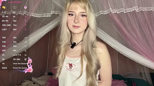OnlyEva1 online show from 04-14-26, 10:10