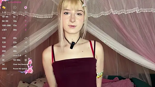OnlyEva1 online show from 04-17-26, 08:17