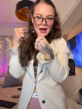 Tallulah Kinky online show from 04-17-26, 08:45