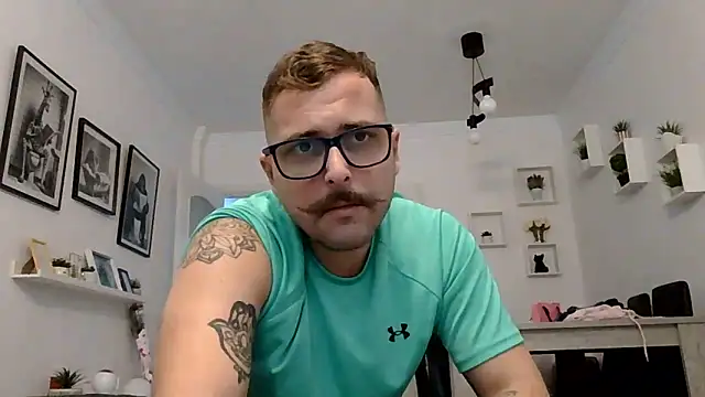yanick931 online show from 05-13-26, 01:41